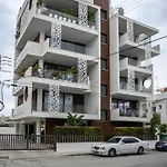 Apartment Pearl House Flat 301 *